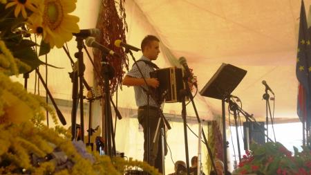 Na 19. tradicionalni prireditvi Pozdrav jeseni ob prazniku Marijinega vnebovzetja, veselo druženje Prlekov, Prekmurcev in Medžimurcev 27